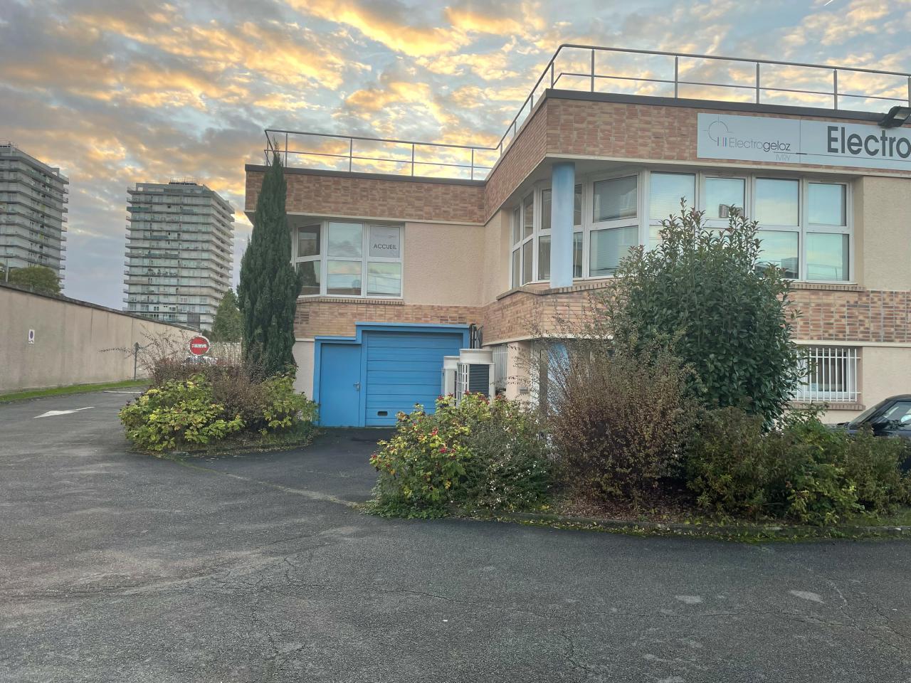 Local d'activité Ivry-sur-Seine 1799m² Location local d'activité Ivry-sur-Seine Val-de-Marne OLACT2206899 1